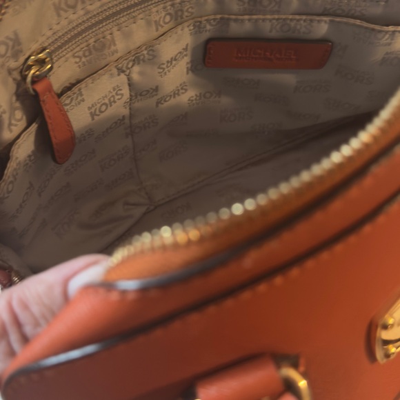 New Michael Kors Tangerine Satchel with Gold Accents - Picture 11 of 12